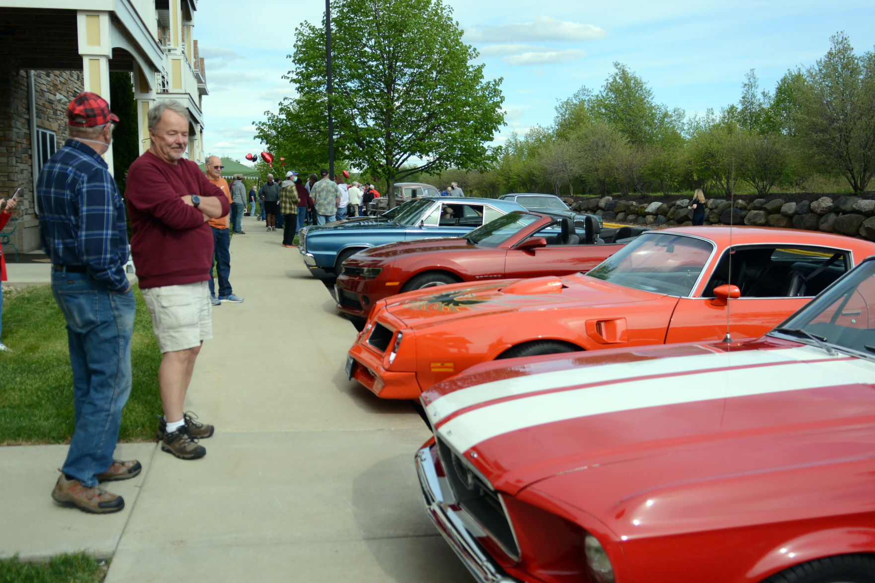 Oak Park Place classic car parade